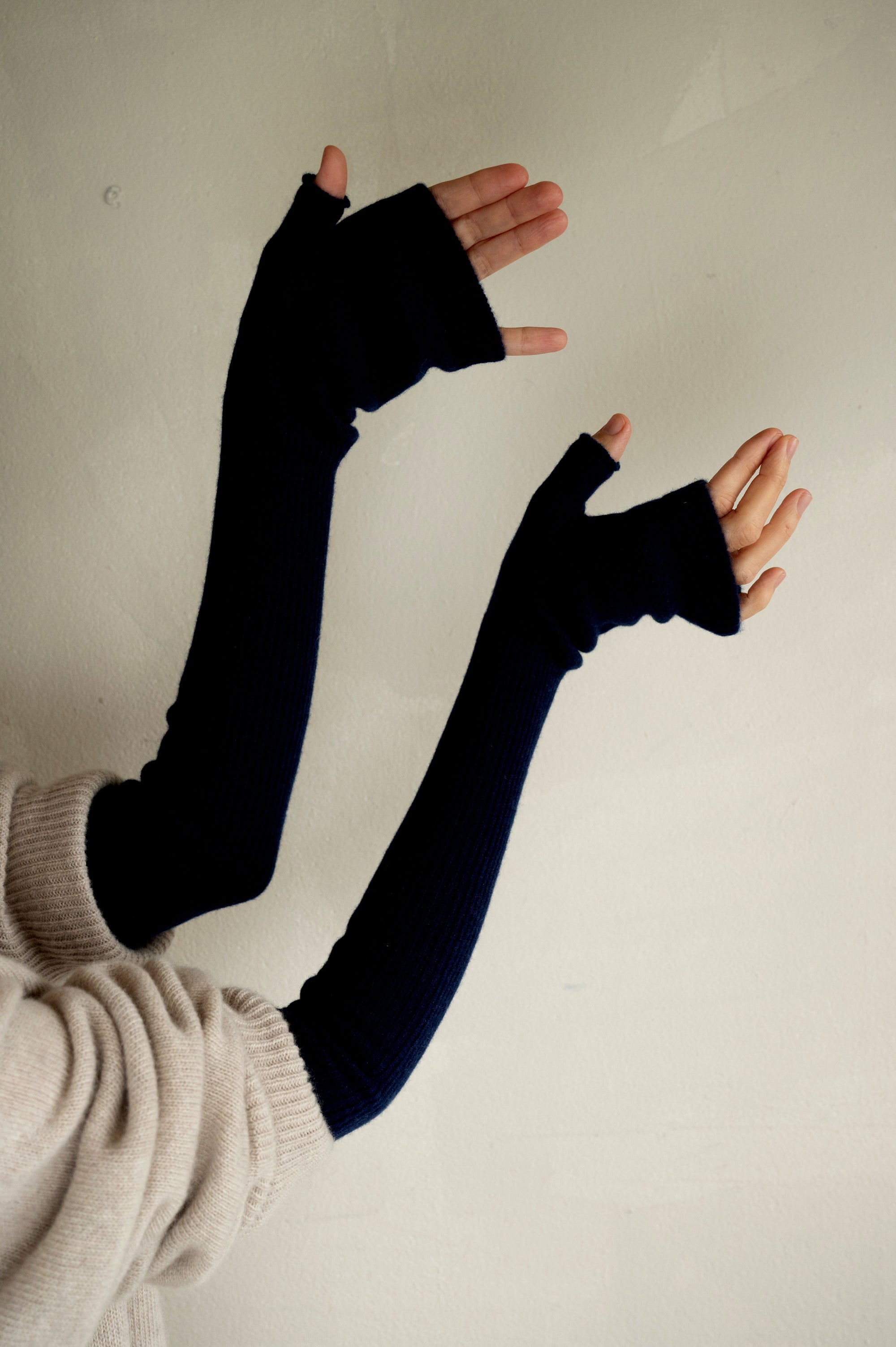 Cashmere Arm Warmers Black