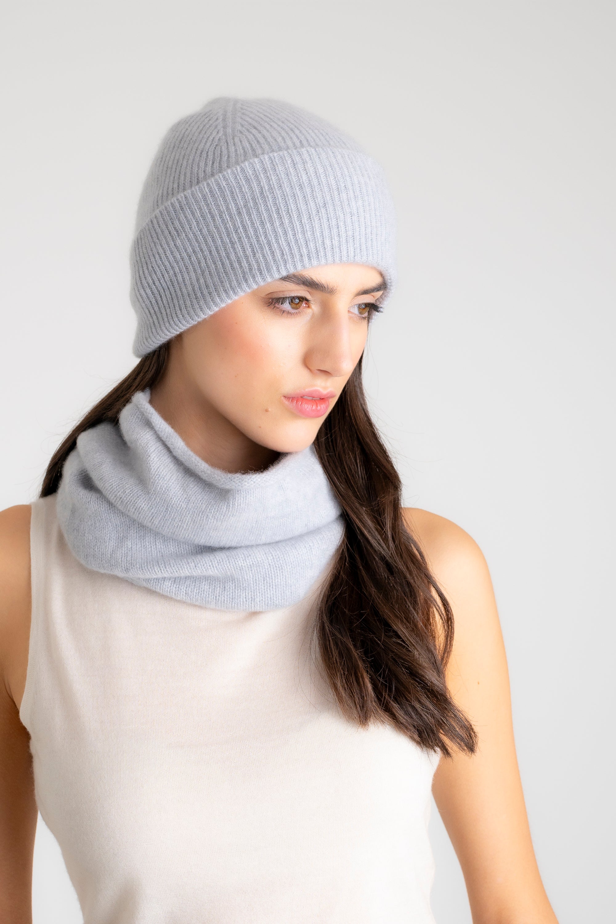 Chapeau et snood de style pêcheur