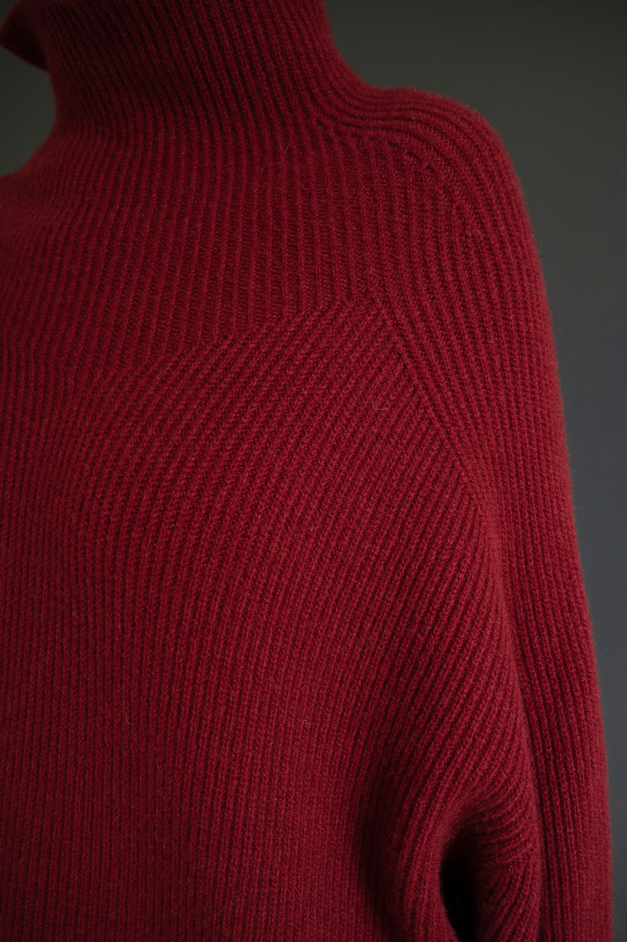 Long Ribbed Merino Sweater in Burgundy