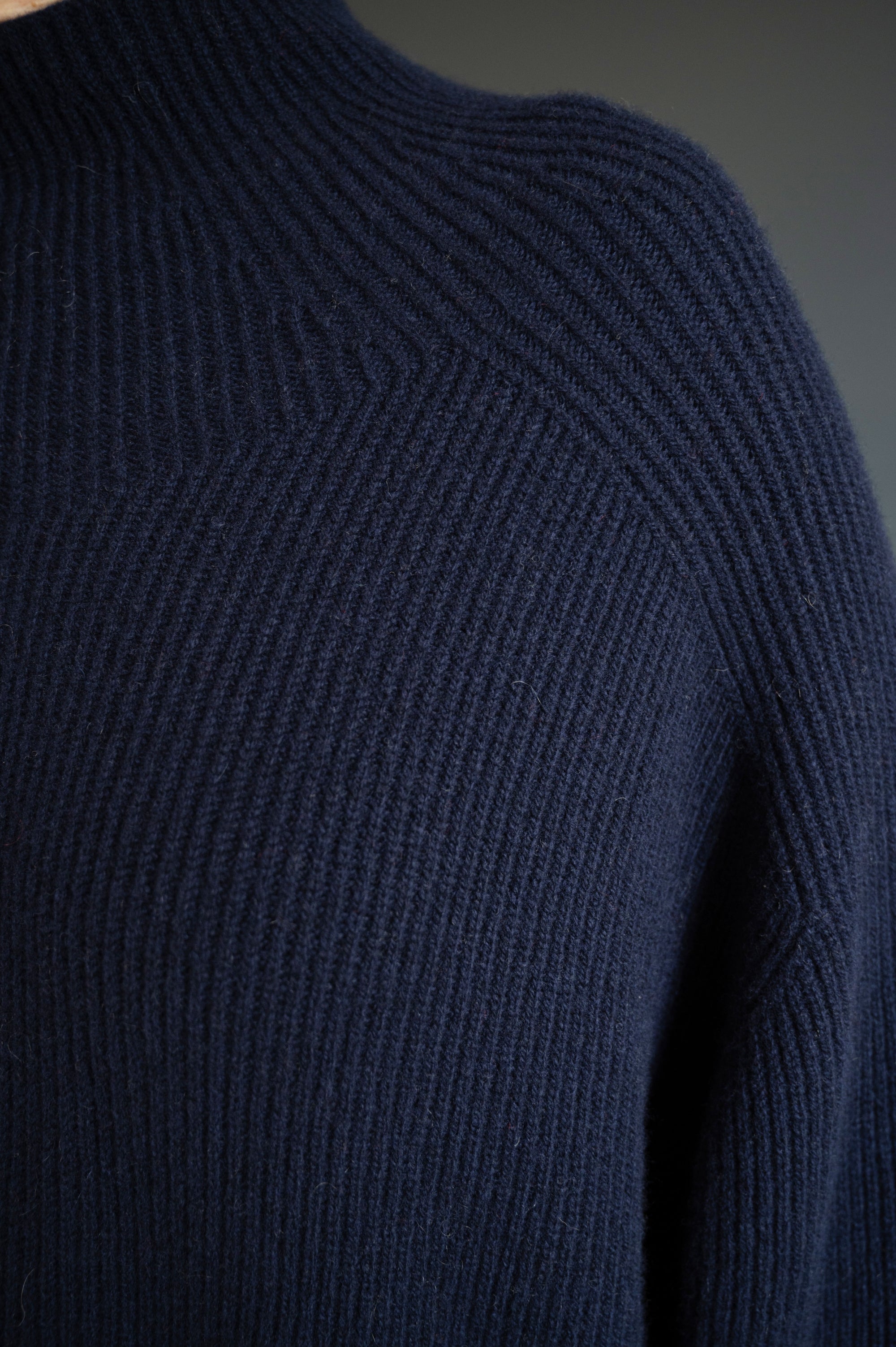 Long Ribbed Merino Sweater in Navy
