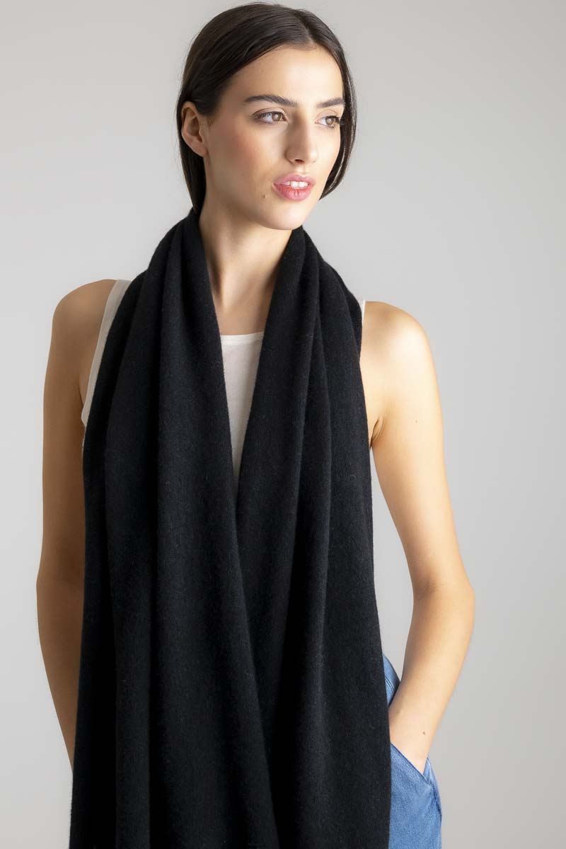 Cashmere Travel Wrap Black