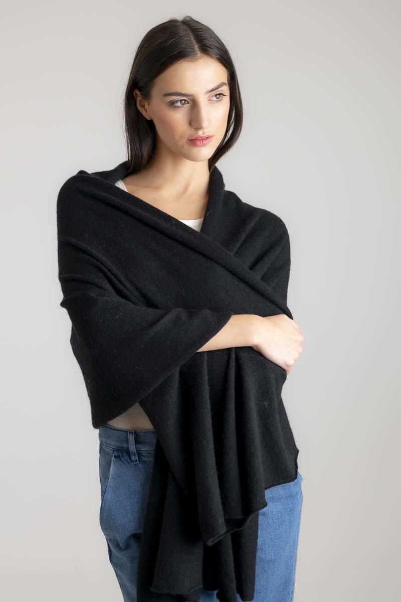 Cashmere Travel Wrap Black