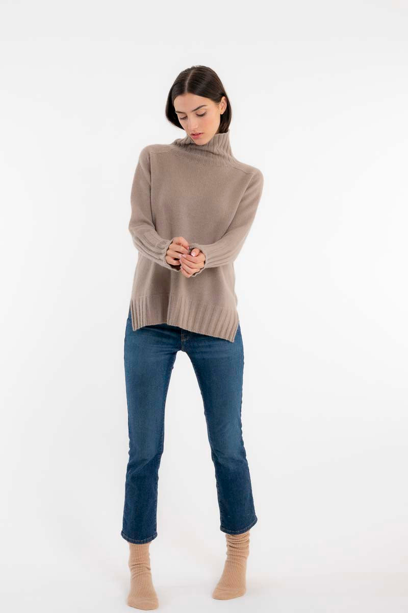 Kaschmir-Pullover mit Sattelschulter, Dunkelbeige