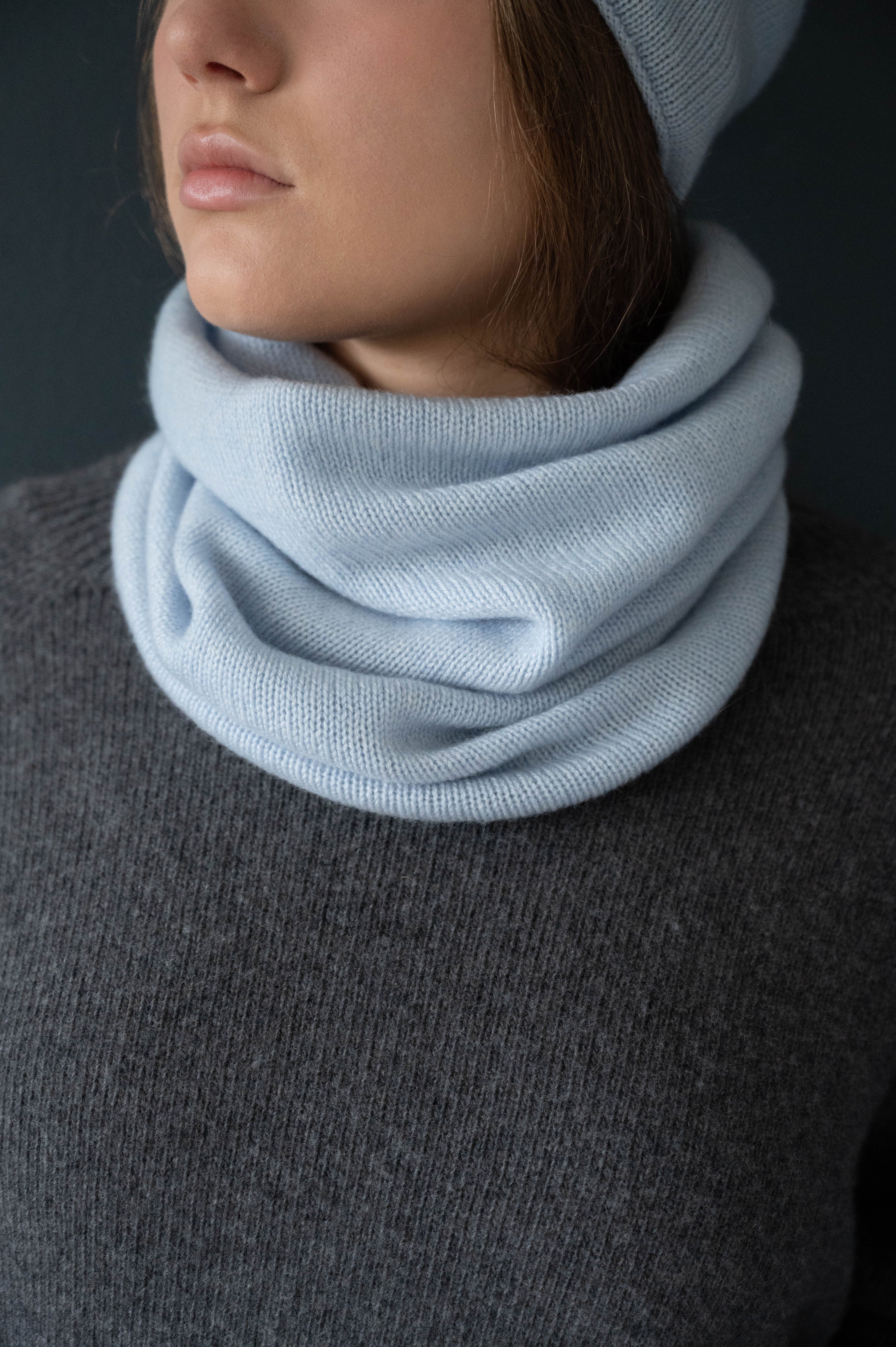 Luxury Cashmere Snoods – Ekotree Cashmere Knitwear