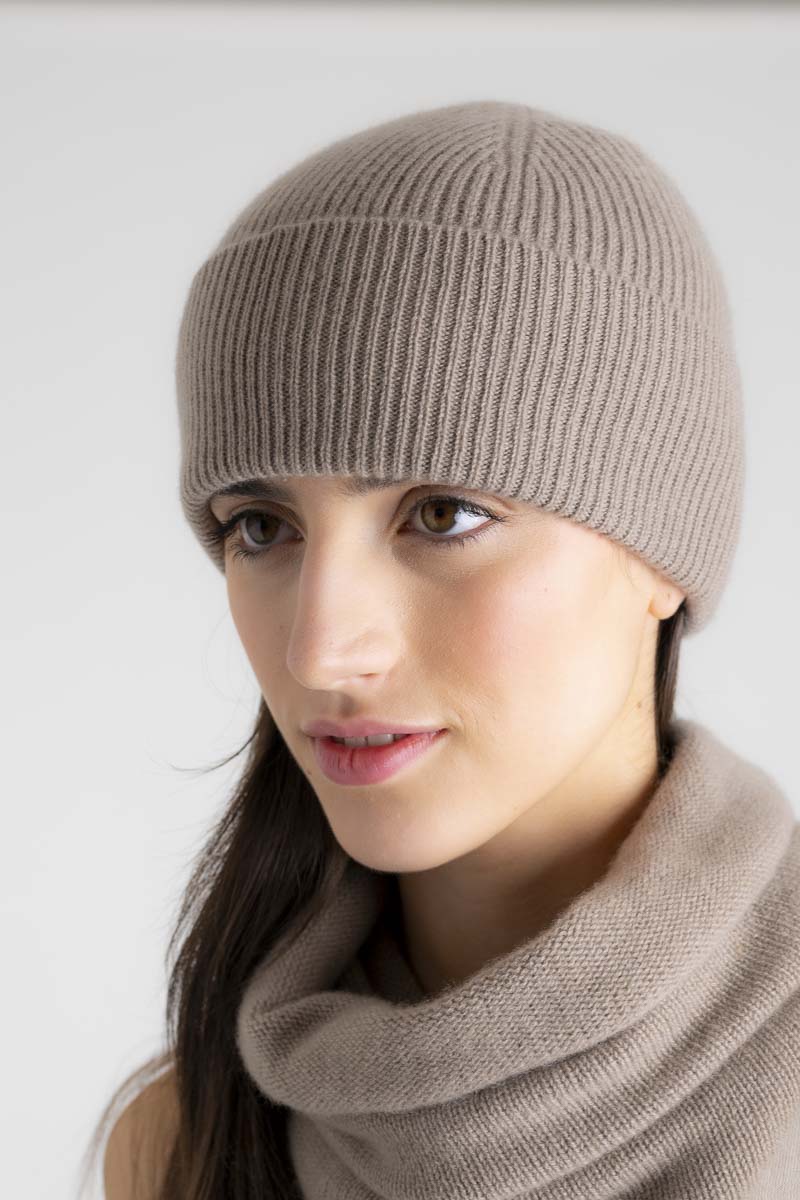 Chapeau et snood de style pêcheur