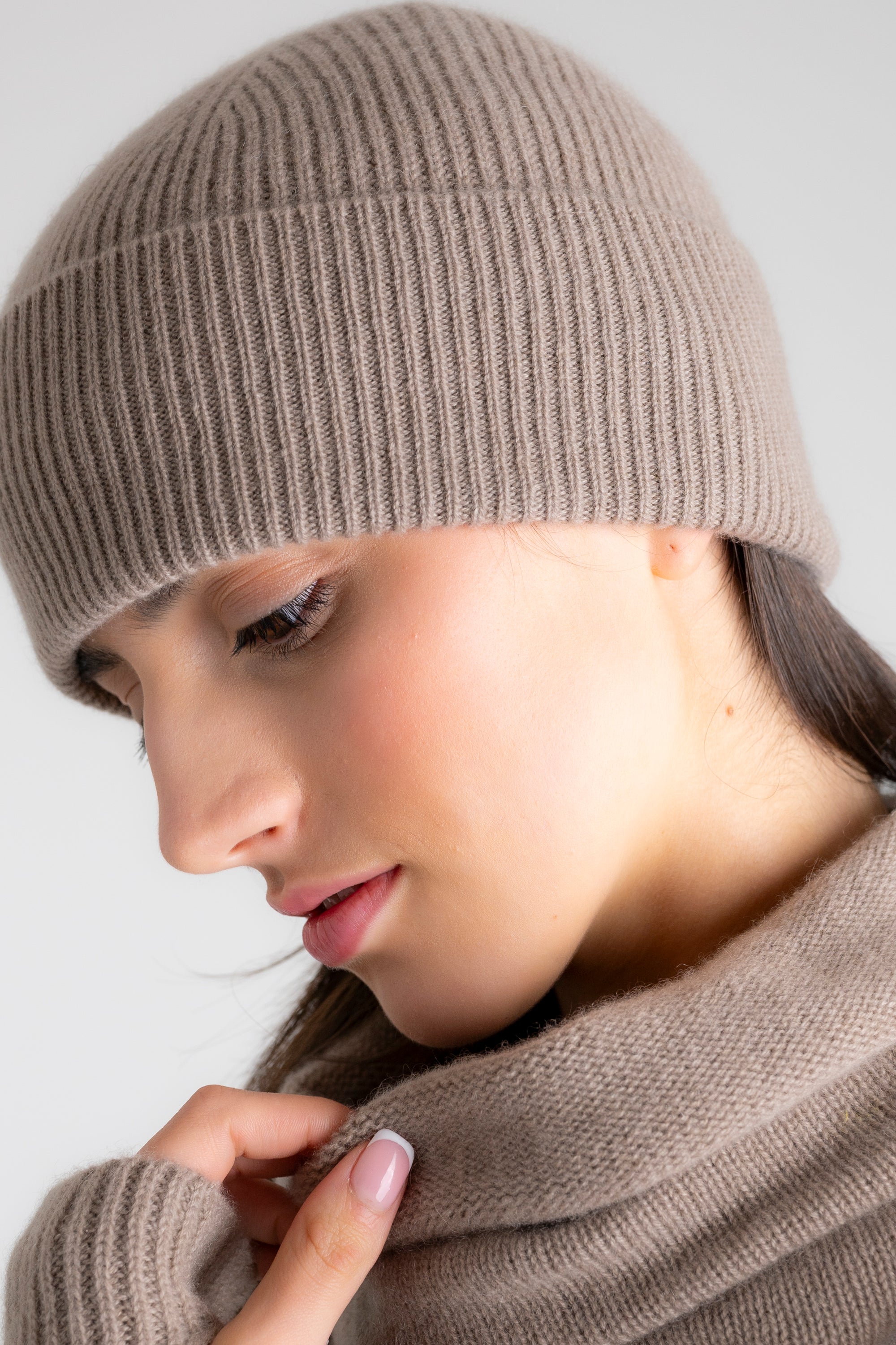 Fisherman Style Hat &amp; Snood