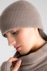 Chapeau et snood de style pêcheur