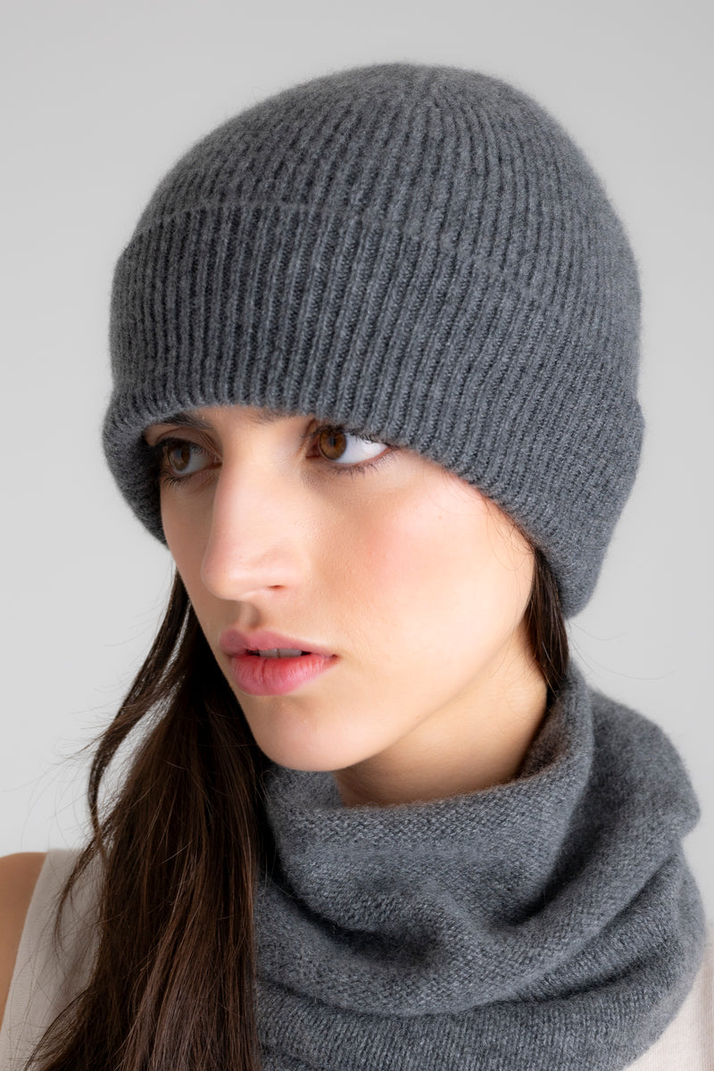 Chapeau et snood de style pêcheur