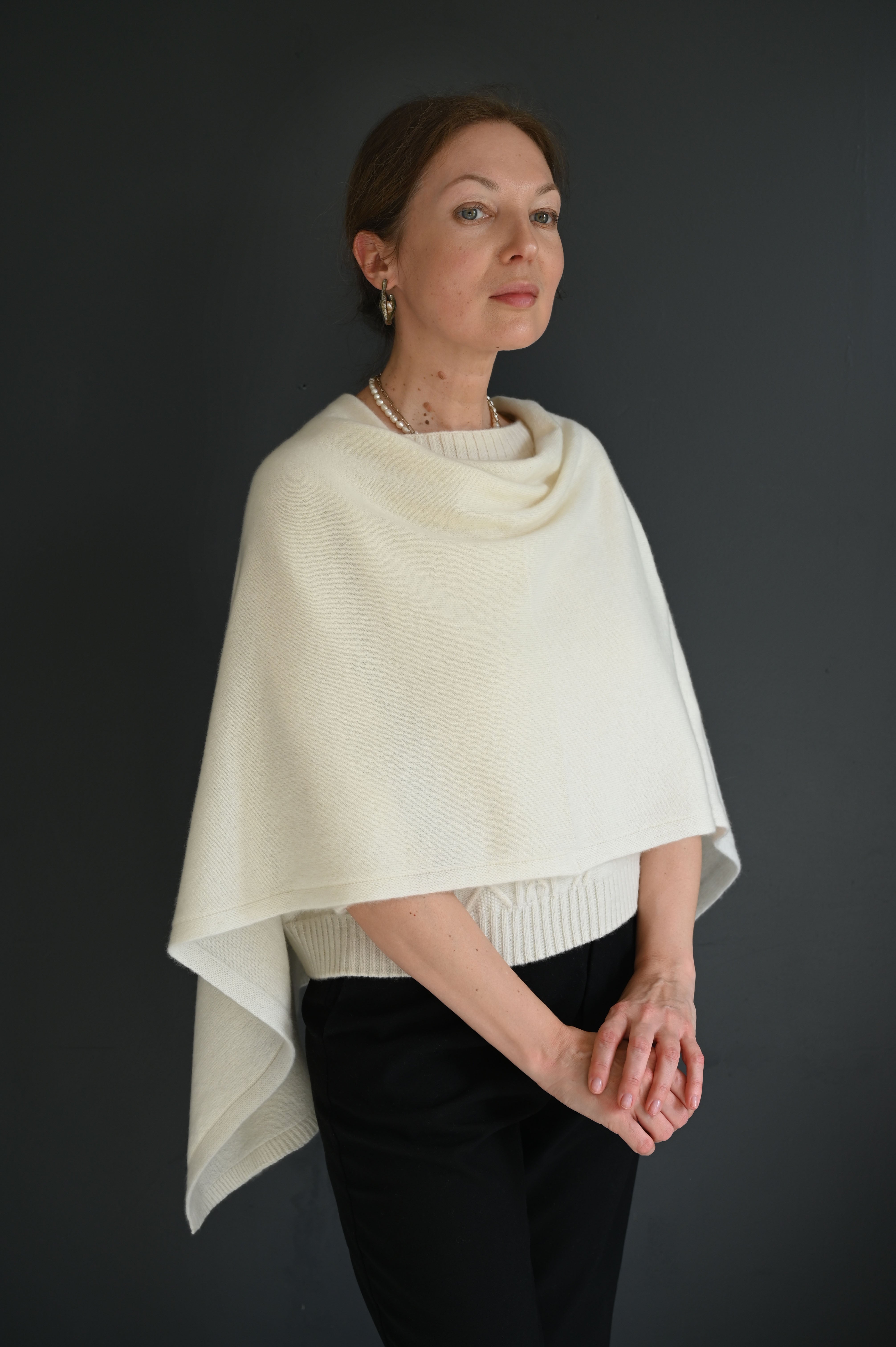 Pure Cashmere Versatile Poncho Ivory White – Ekotree Cashmere Knitwear