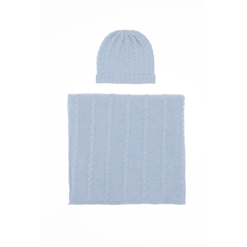 Ensemble couverture et chapeau pour bébé avec détail de câble