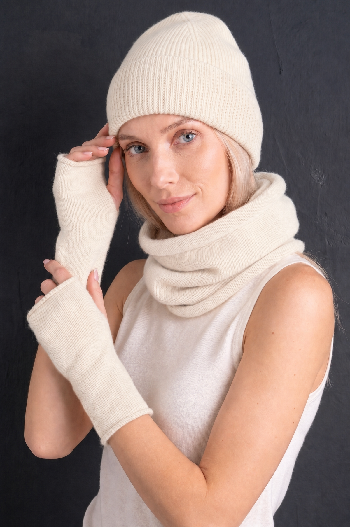 Cashmere Fisherman Hat &amp; Jersey Snood &amp; Jersey Mittens Gift Set