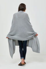 Blanket Wrap in Light Grey