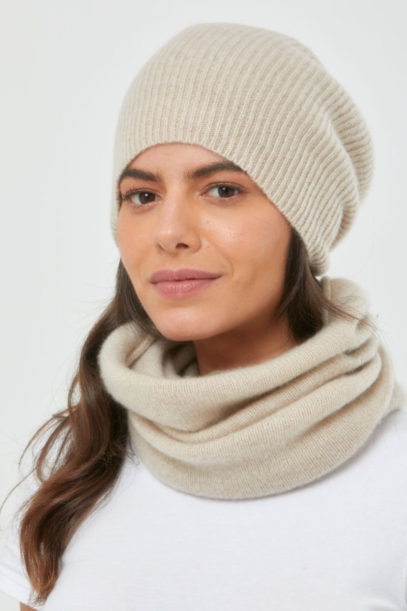 Chapeau et snood de style pêcheur